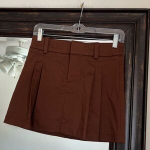 NWT Aritzia Sunday Best Rider Low Rise Mini Skirt Preppy